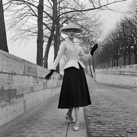 christian dior 1920s|christian dior new look meaning.